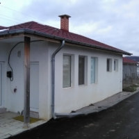 Общински приют за бездомни животни