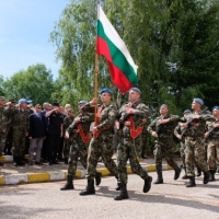 ПРИЕМАНЕ НА СЛУЖБА В ДОБРОВОЛНИЯ РЕЗЕРВ НА БЪЛГАРСКАТА АРМИЯ НА ГРАЖДАНИ, ЗАВЪРШИЛИ ГРАЖДАНСКИ СРЕДНИ ИЛИ ВИСШИ УЧИЛИЩА В СТРАНАТА И В ЧУЖБИНА